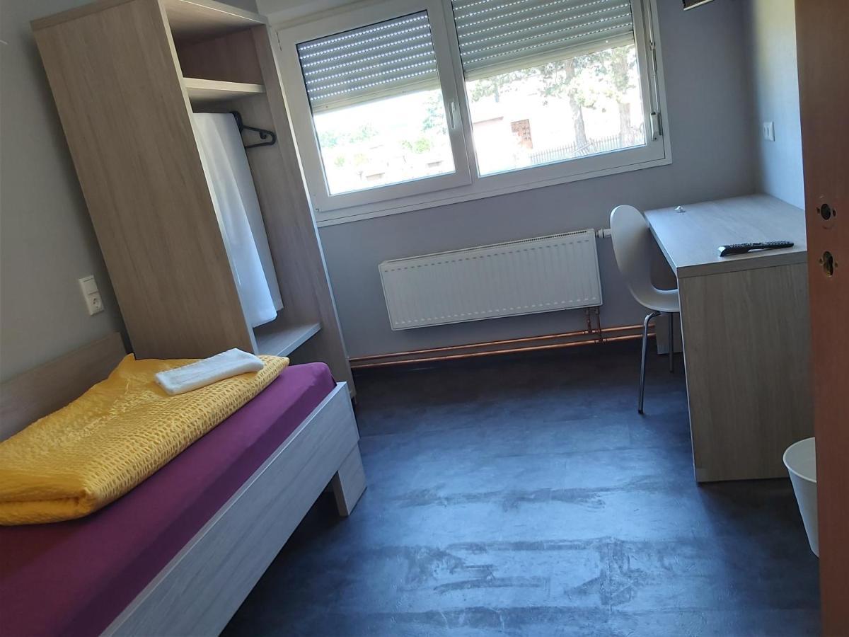 Motel-Stuhr Buitenkant foto